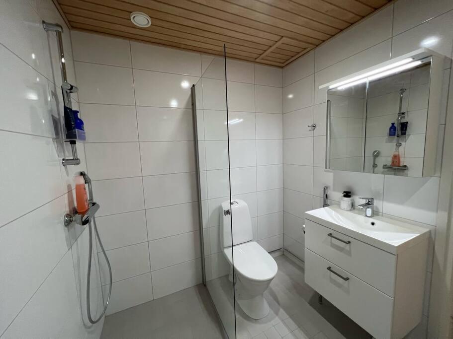 Suite - King Size Bed - Gym&Wifi - Indoor Parking Rovaniemi Exterior foto