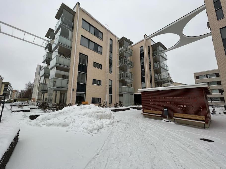 Suite - King Size Bed - Gym&Wifi - Indoor Parking Rovaniemi Exterior foto